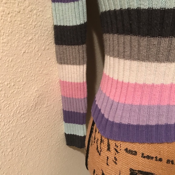 No Boundaries Striped Ribbed Long Sleeve Crew Neck Sweater- S - Picture 4 of 14